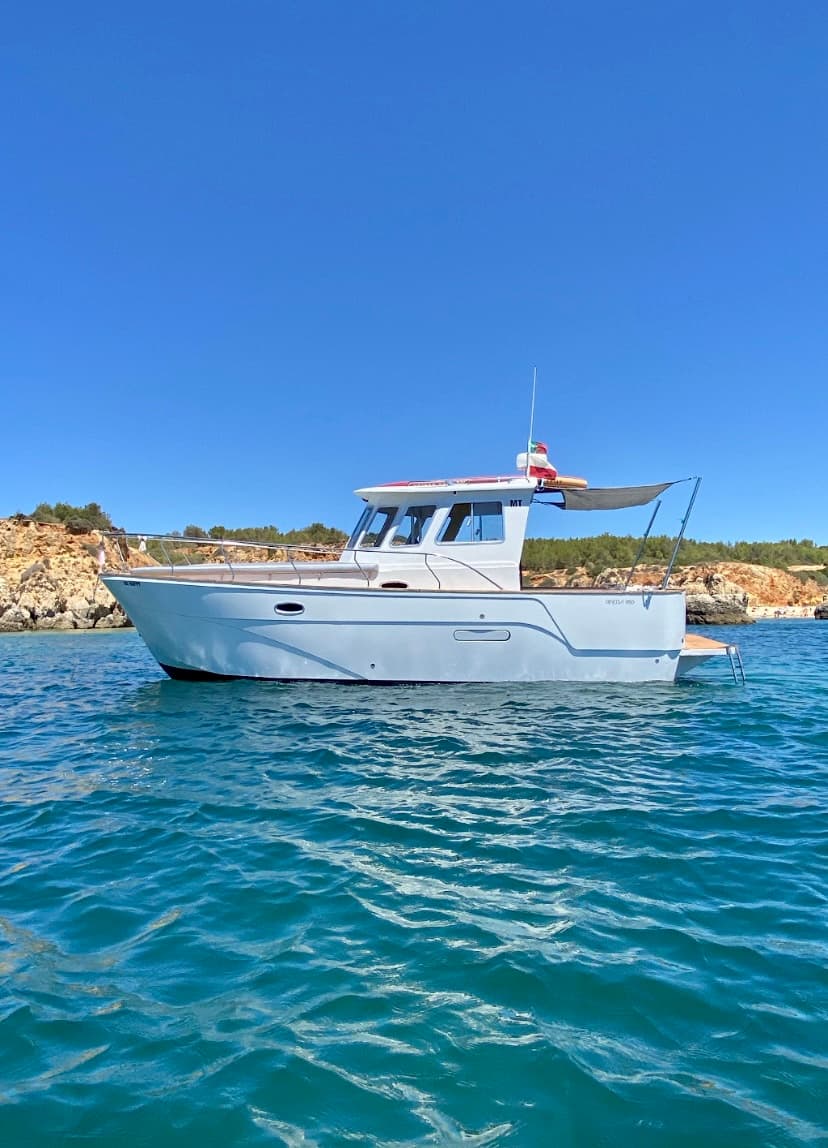 BE HAPPY – Private Boat Tour -- Full Day (7:00)