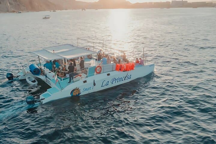 Cabo Catamaran – Snorkeling Tour & Coastal Views