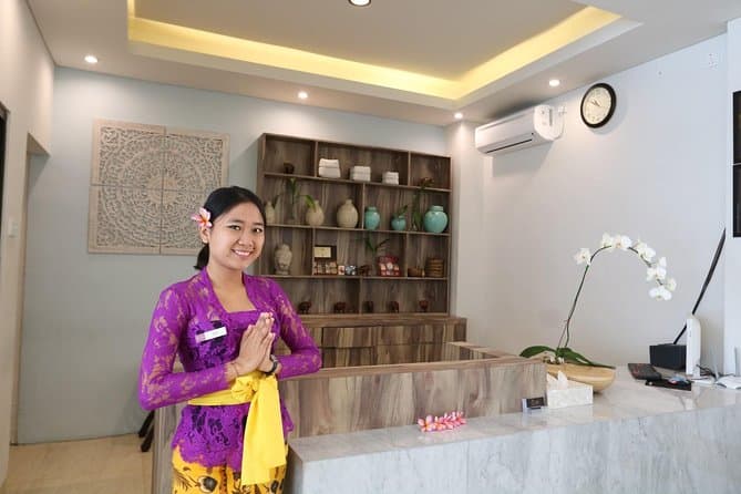 Full Body Scrub and Flower Bath Massage 2 Hours at Nusa Dua