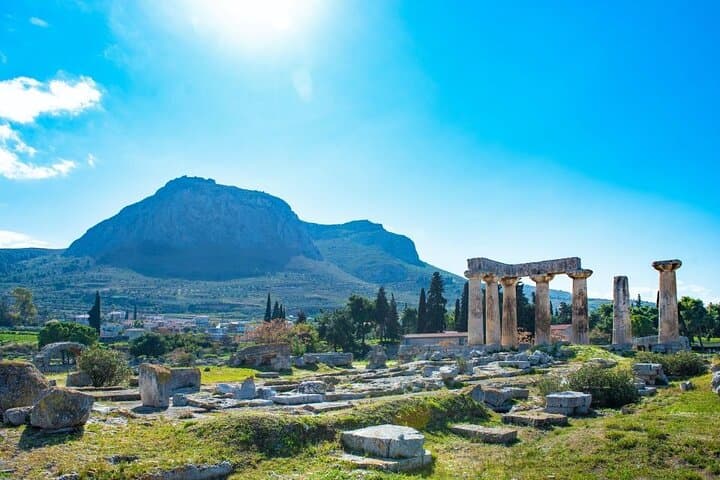 Private Half-Day Tour to Ancient Corinth & Canal from Athens