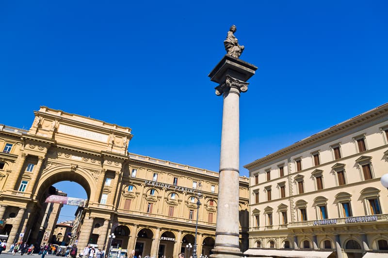 FLORENTIA: ON THE TRACES OF ROMAN FLORENCE