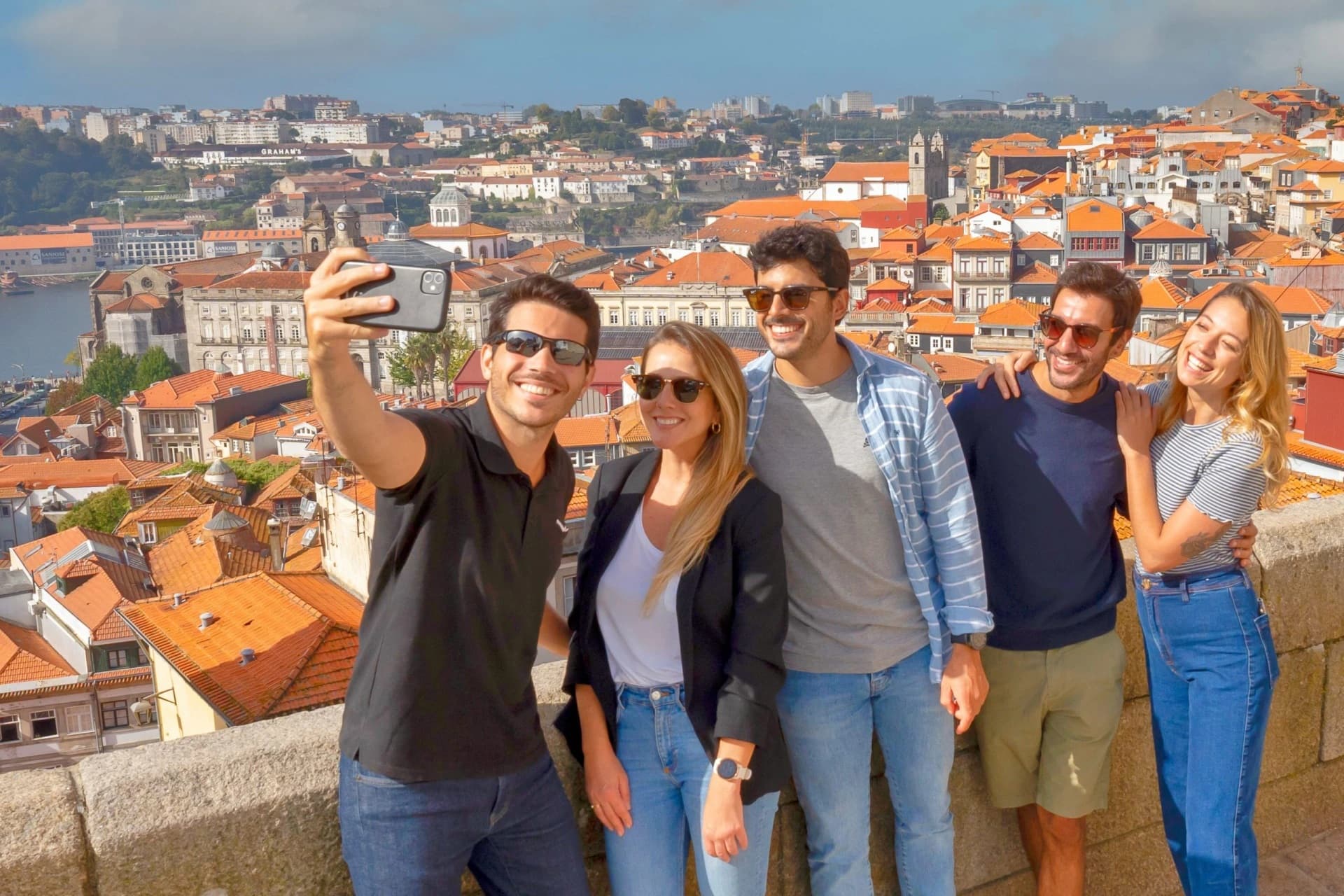 Porto Small Group Tour: River Cruise, Cable Car & Lello Bookshop