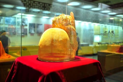 Juyongguan Great Wall and In-depth Tour of Ming Tombs