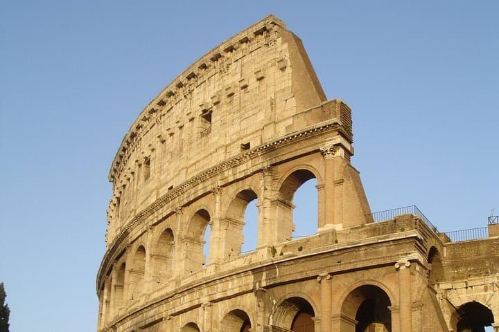 Colosseum Semiprivate Guide Tour up to 10 partecipants
