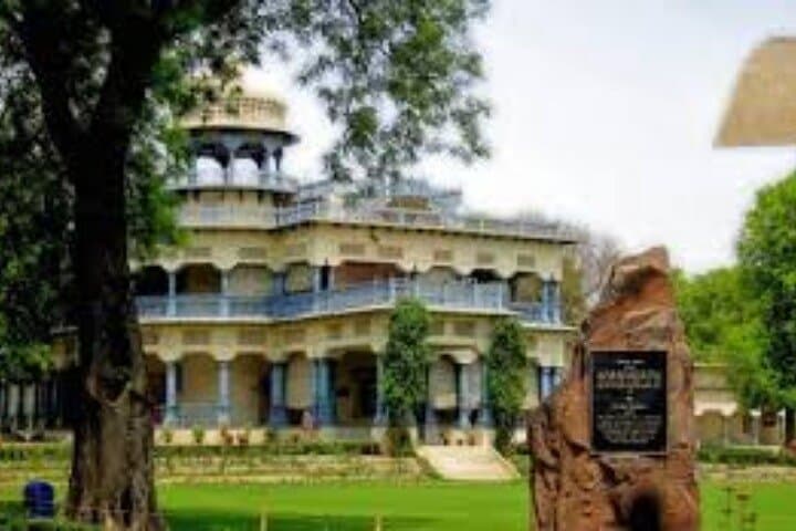 BT-A Sacred Day Day Trip from Varanasi to Triveni Sangam