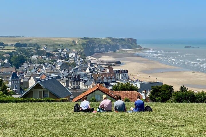 7-day Small Group ALL Normandy D-Day Castles & Burgundy Wine Trip from Paris.