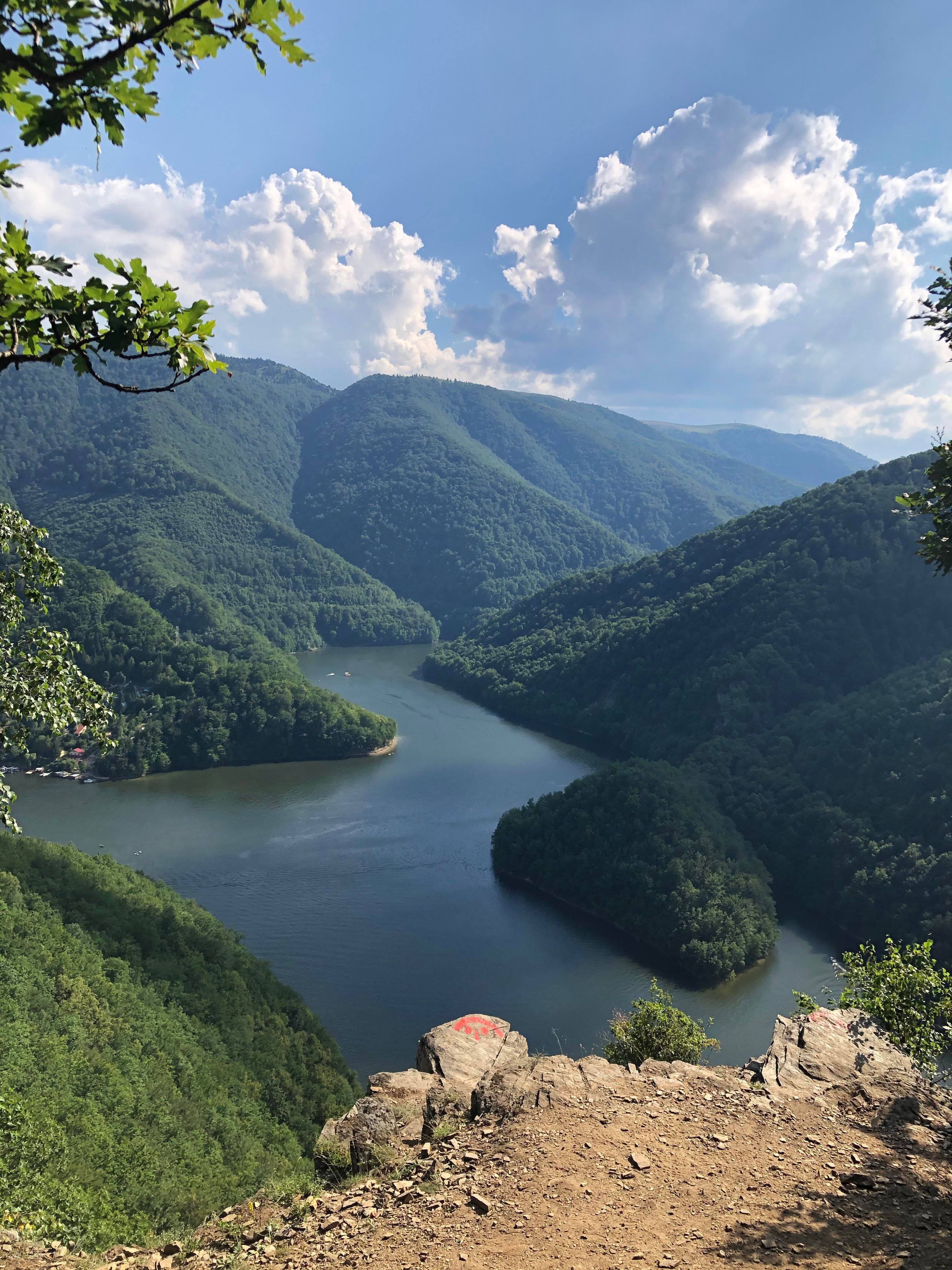 Paddle and Hike A Day Trip on the Stunning Lakes of Carpathians 