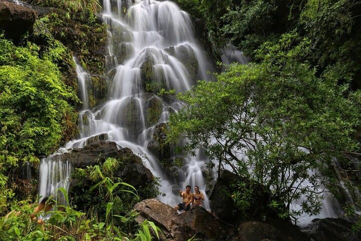 Botanic Garden, Paradise Cave and Phong Nha Cave Tour