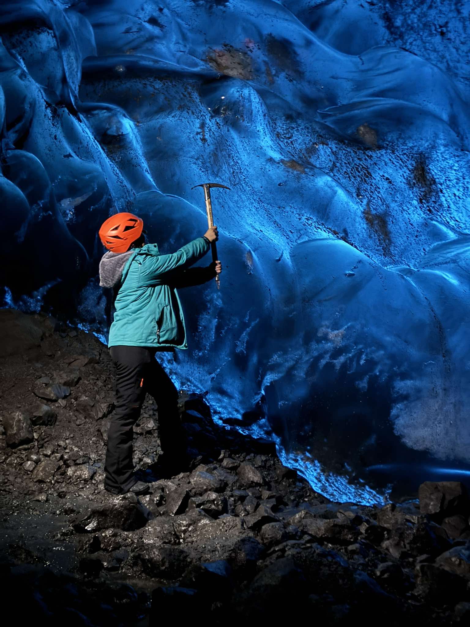 Blue Extreme Ice Cave Tour