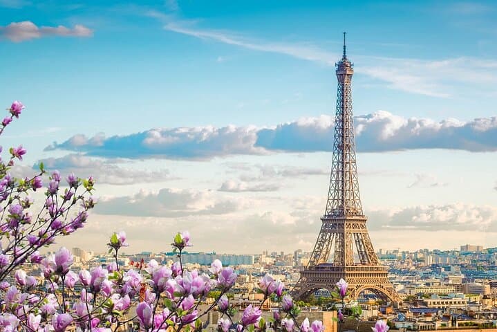 12 Days Historical Tour in Paris
