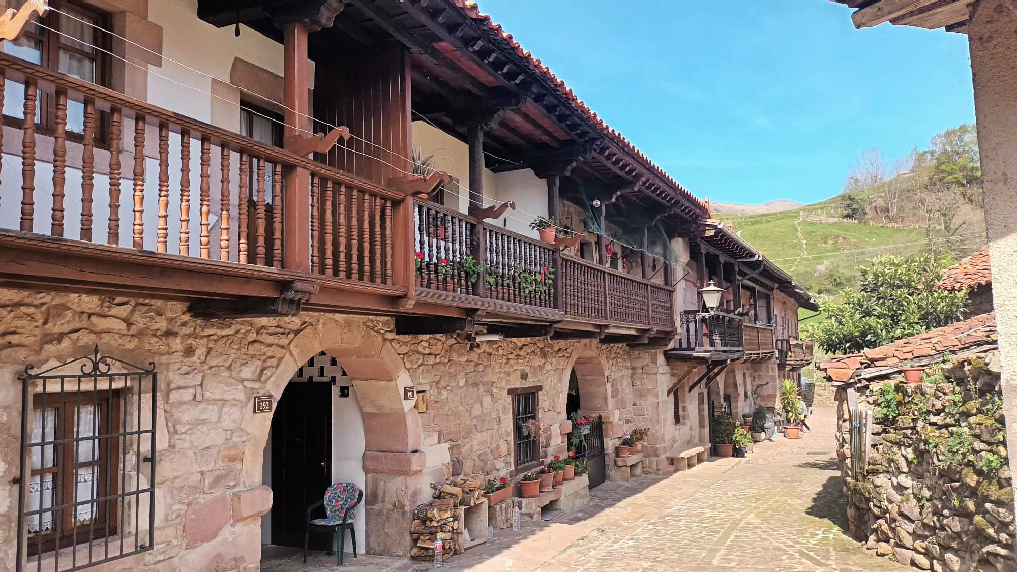 Barcena Mayor and Carmona, inland villages of Cantabria