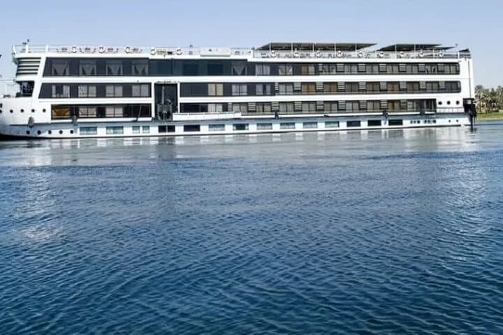 Nile Cruise Aswan to Luxor 5 Days with Abu Simbel