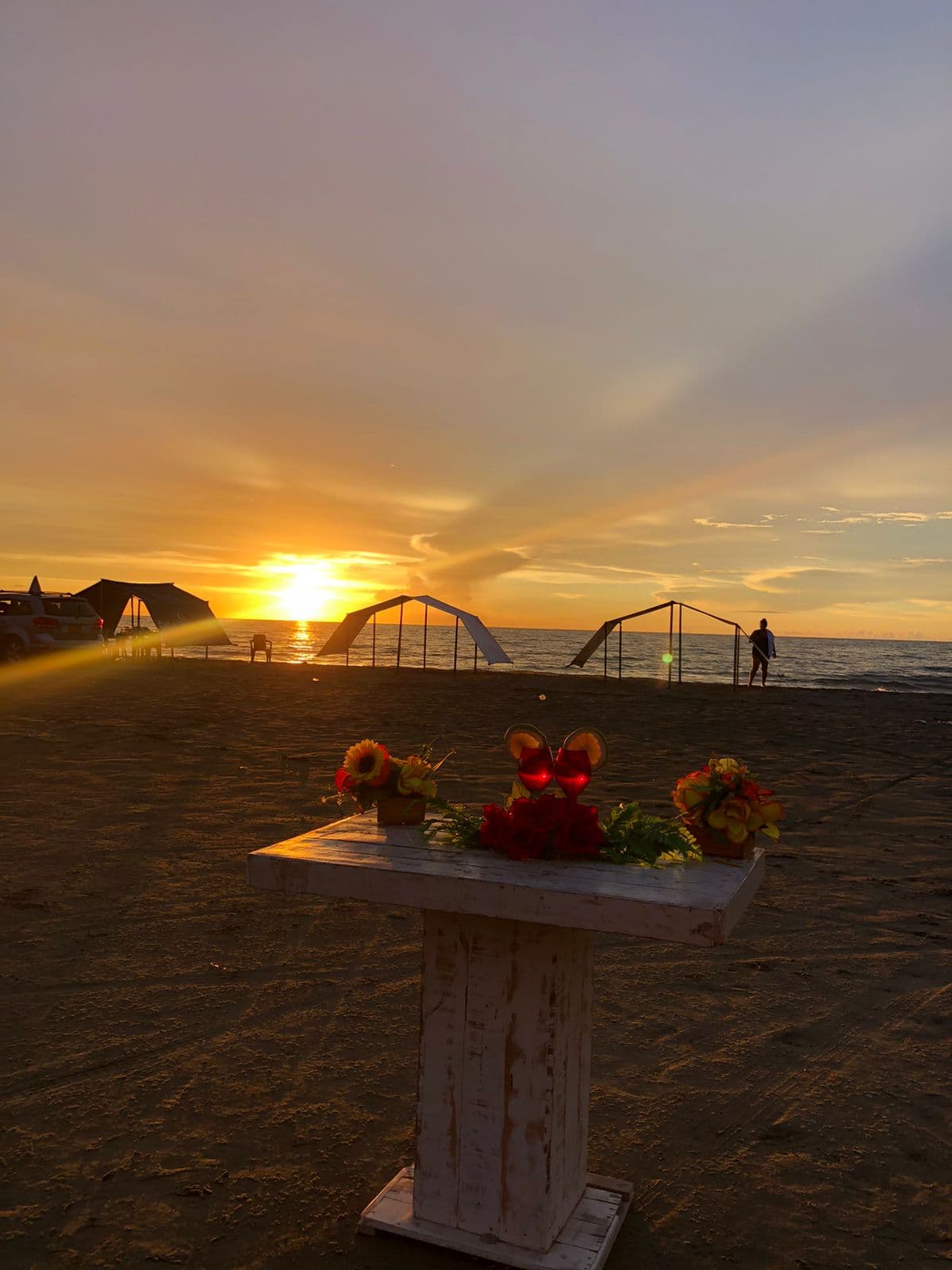 Tour Cena y Folclore en La Boquilla Beach