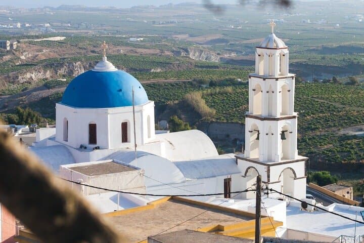 Santorini Traditional Villages and Akrotiri Excavations