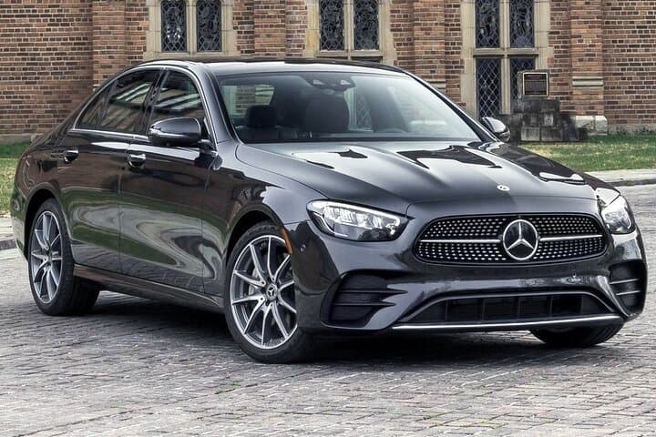 Private Transfer: Southampton Port to London by Business Car