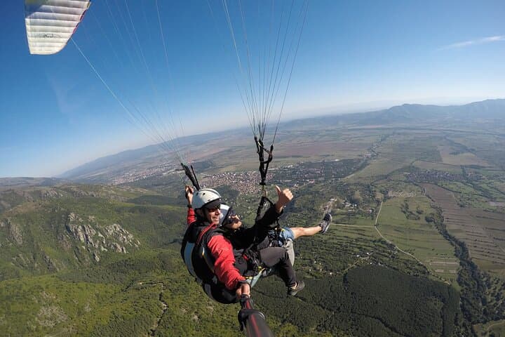Full-Day Paragliding Guided Adventure with Lunch in Koprivshtica