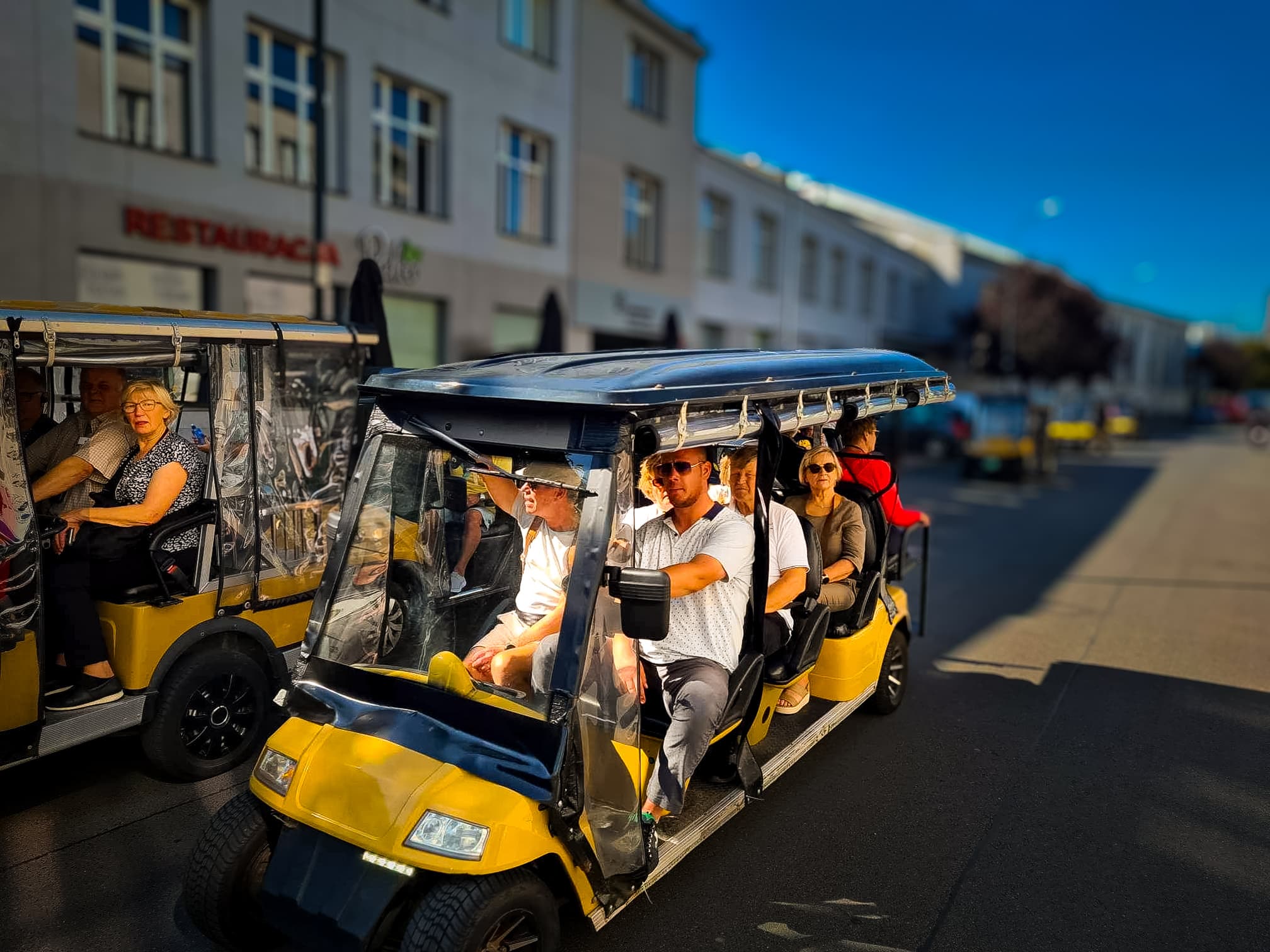 BESTSELLER: Old Town, Kazimierz and Podgorze private golf cart tour