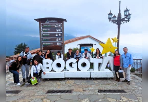 City tour Bogotá: Explora el Centro Histórico y Monserrate en un día