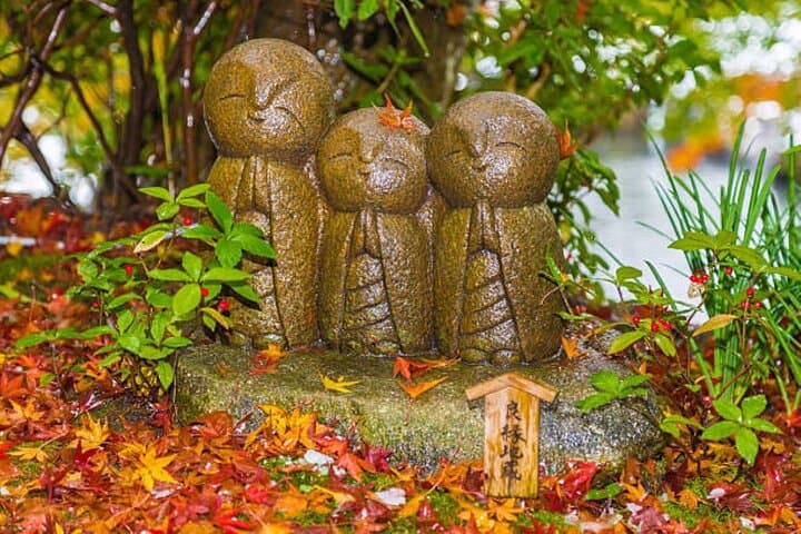 Kamakura Private Tour Great Buddha & Enoshima with English guide