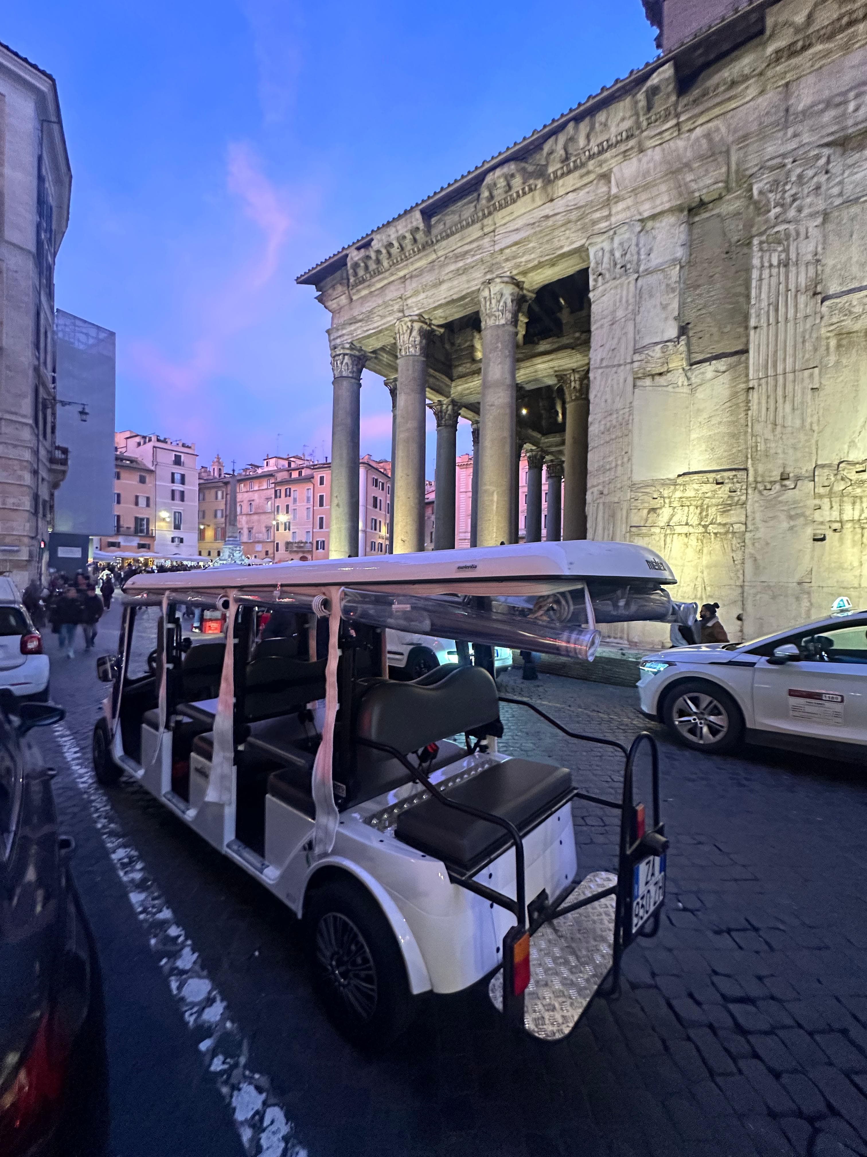 Hidden Rome by Night: Golf Cart Tour