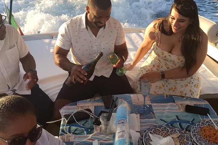 Boat Tour to Amalfi Coast , Capri , Ischia & Procida 