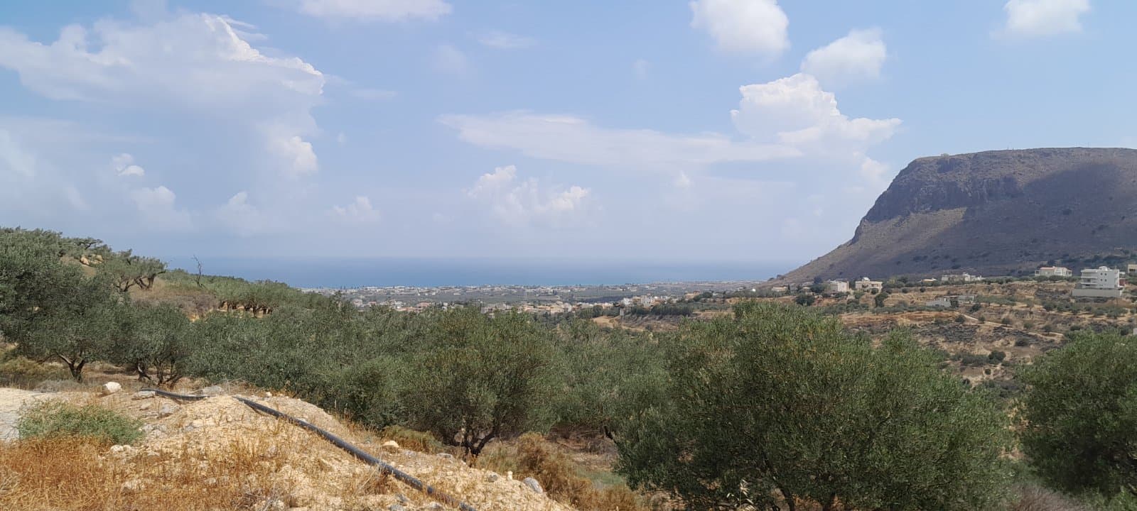 Jeep Safari Tour "Cretan Hills, Hidden Caves and Olive oil & Raki"