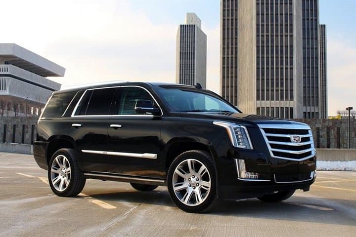 Arrival Private Transfer: Airport FLL to Hollywood Beach in Luxury SUV