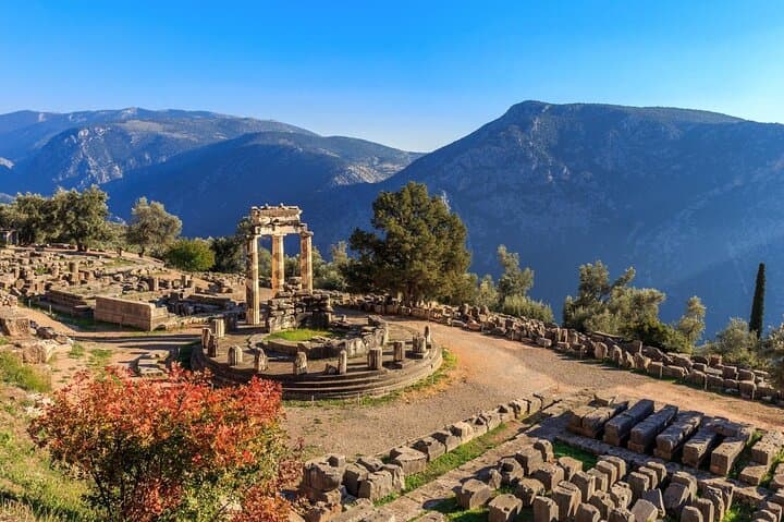Delphi Private Day Tour from Athens 