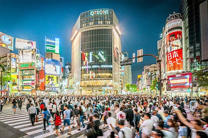 Tokyo: Shibuya Highlights Walking Tour & Secret View Spot