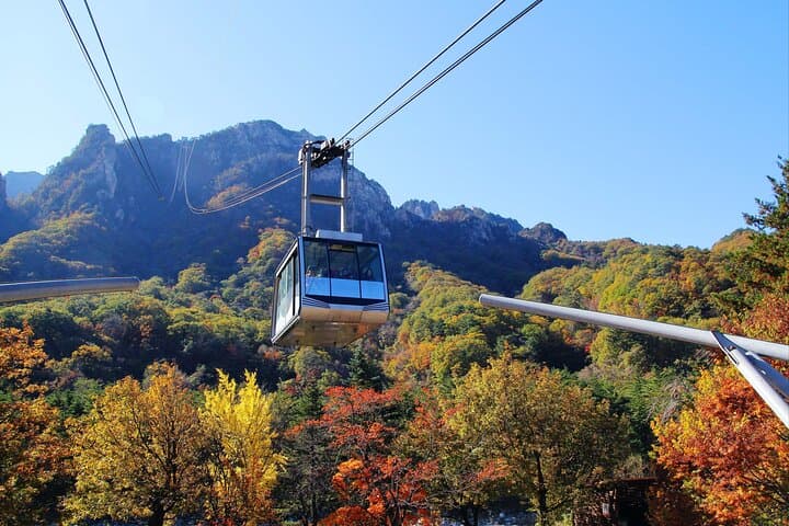 Private Mt.Seorak national park Tour and Sokcho