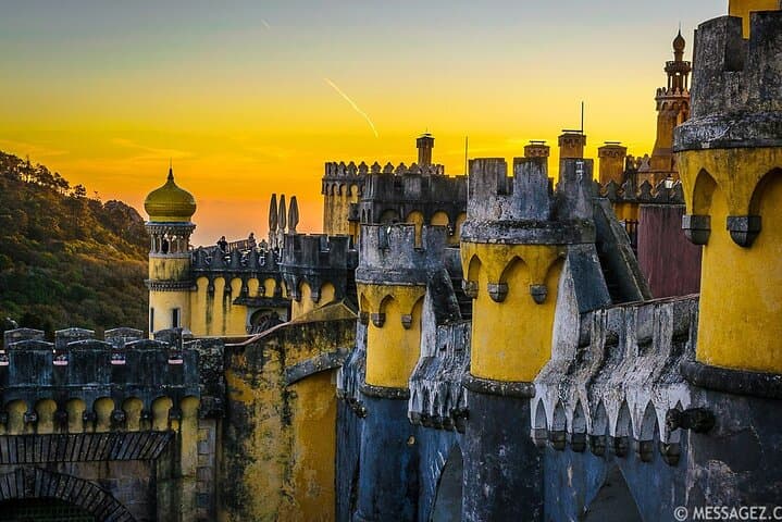 Pena Palace, Regaleira, Sintra and Cascais With Locals
