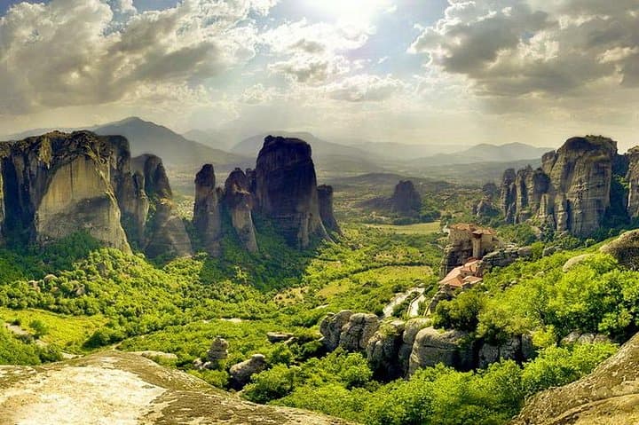 2 Days Private Tour: Delphi & Meteora