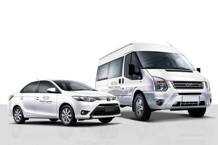 Private Transfer: TAN SON NHAT AIRPORT - HO CHI MINH CITY CENTER (ONE-WAY)