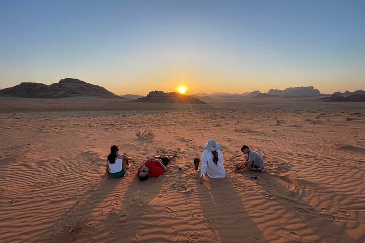 Wadi Rum Full Day Jeep Tour + Overnight in Bedouin Camp & Dinner 