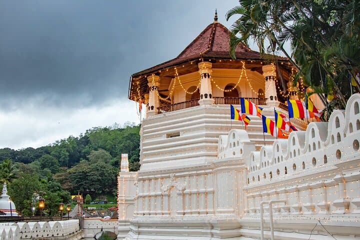 Kandy Day Tour from Galle
