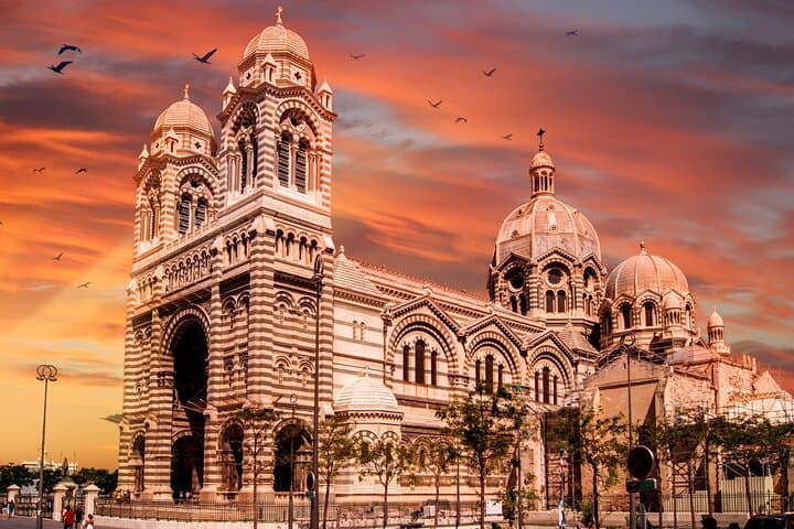 Private direct transfer: Nice>Marseille, English speaking driver