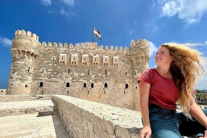 From Cairo: Alexandria Private Day Tour with Guide and Lunch