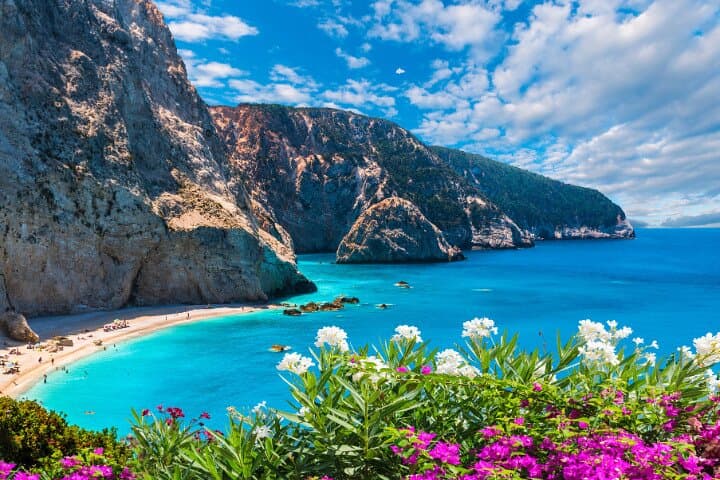 Private Transfer from Lefkada & Preveza to Athens