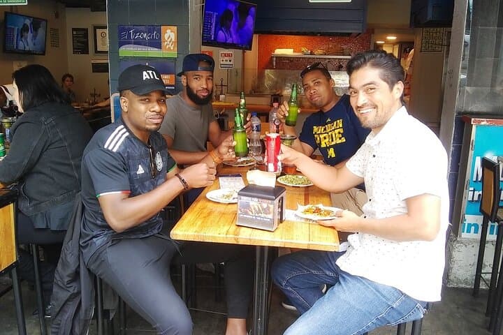 Evening Street Food & Bar Crawl of Mexico City Private Tour