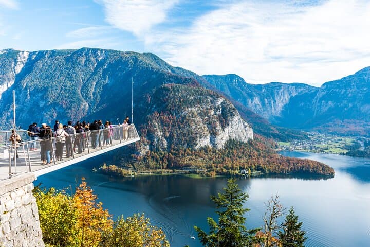 Private Hallstatt and Salzburg from Vienna with Skywalk