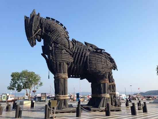 Troy and Pergamon Ancient City Tour from Izmir