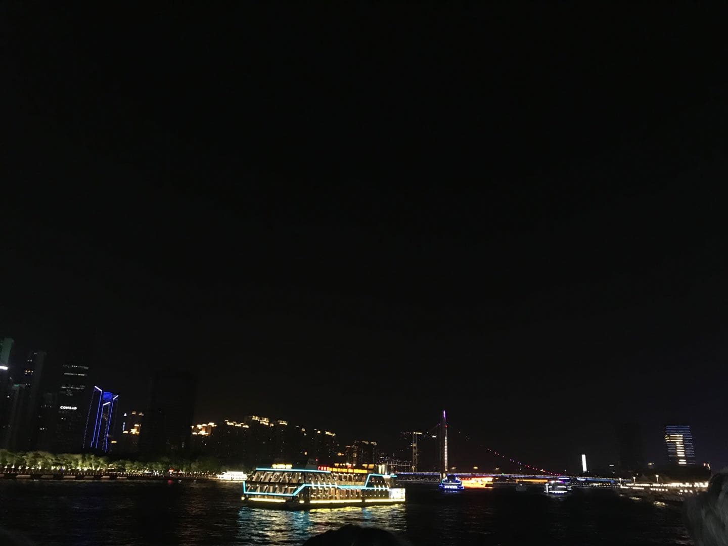 Cantonese Dim Sum Dinner with Pearl River Night Cruise in Guangzhou