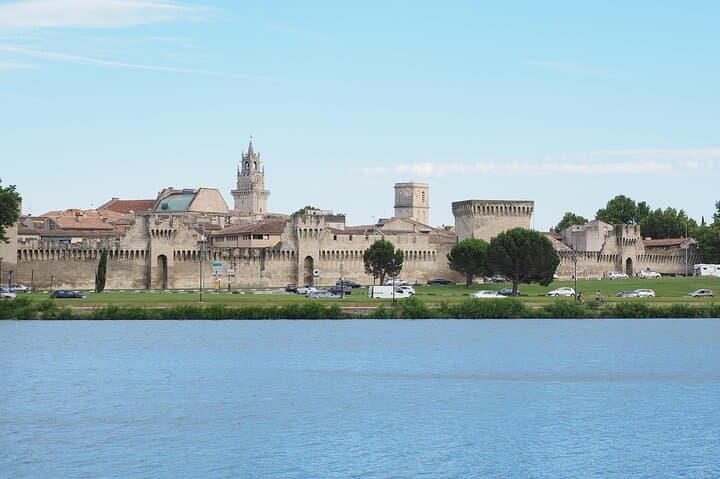 Avignon Private Walking Tour with Local Guide