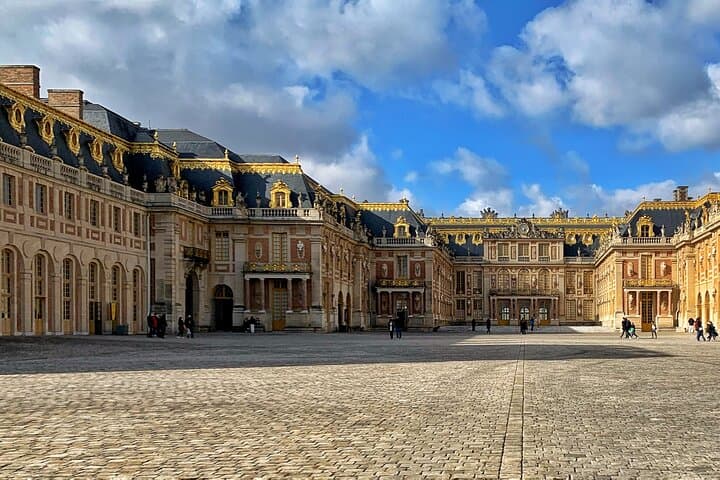 Versailles Palace & Gardens - Louis XIV's heritage