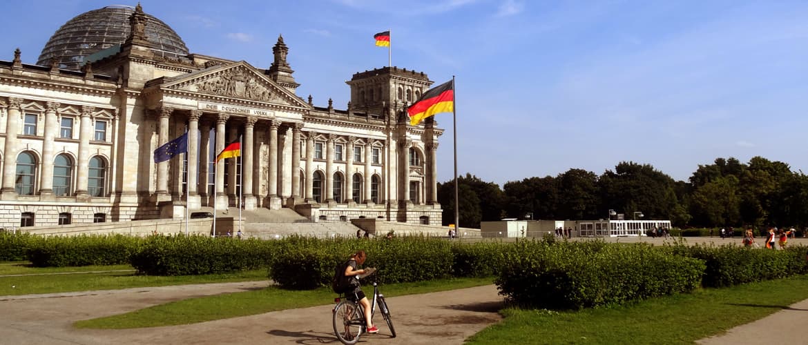 Private Berlin Bike Tour: Discover Berlin History and Highlights