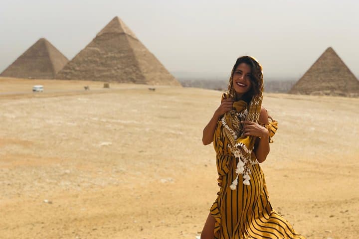 Giza pyramids and food tour in downtown cairo
