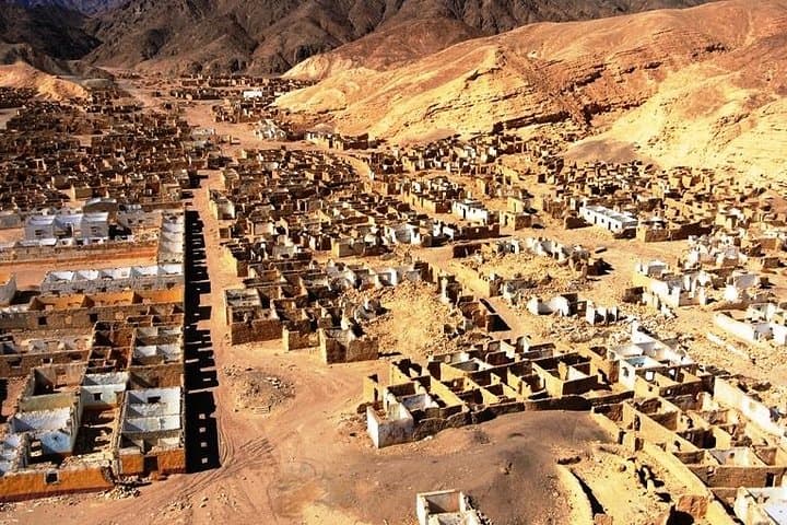 Hurghada: Private Jeep Adventure to Ghost City from Hurghada