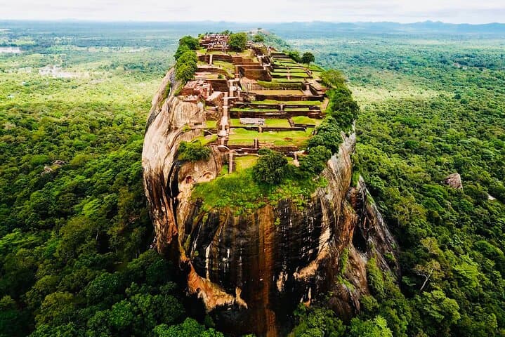 Private Day Trip To Minneriya Sigiriya and Dambulla From Kandy