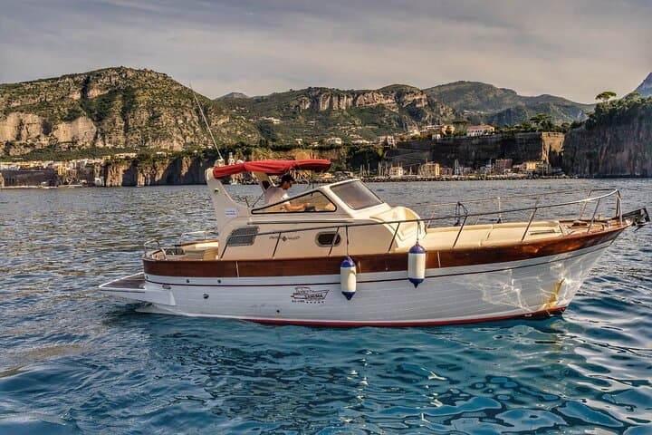 Private Boat Tour from Sorrento to Capri on a Classic Gozzo 8.50