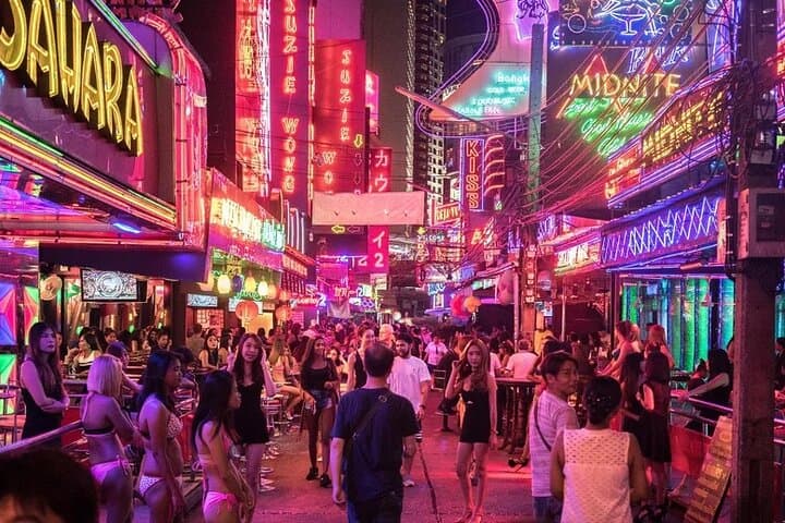 Bangkok: Rooftops, Clubs & Go Gos-Soi Cowboy, Nana Plaza, Soi 11
